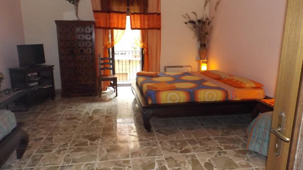 Bed And Breakfast Baobab П'яцца-Армерина Екстер'єр фото